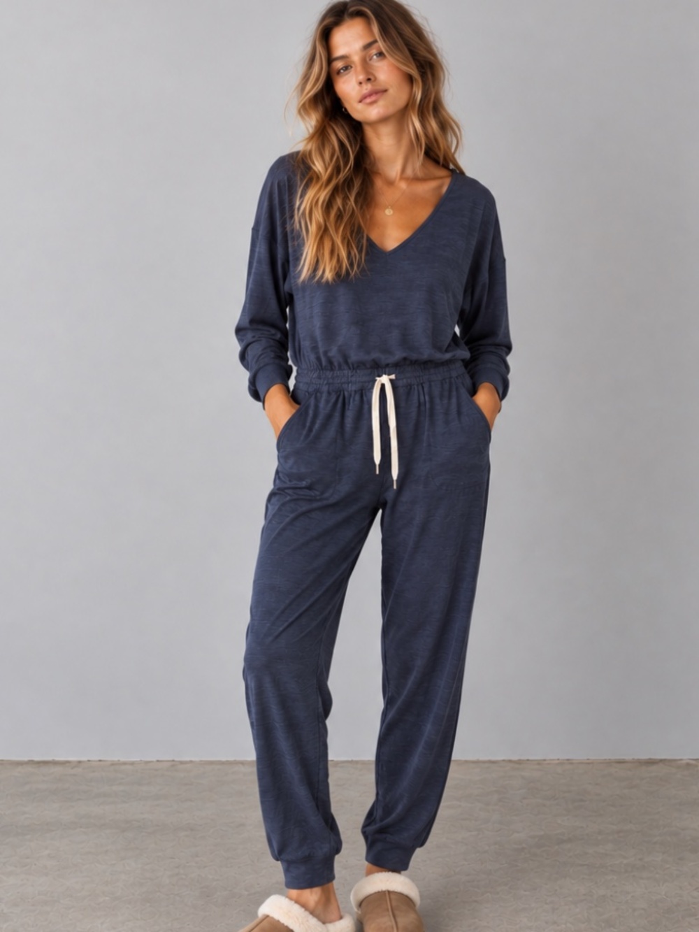 VUORI Lux Long Sleeve V Neck Jogger Jumpsuit Midnight Blue Heather M EUC